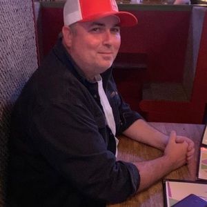 Meet your Posher, Eric